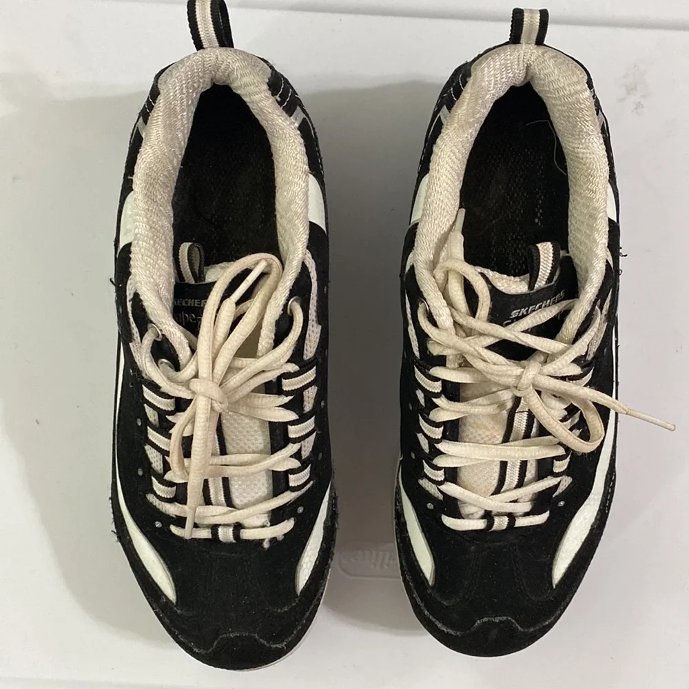 Skechers shape up walking shoes black and white leather size 8